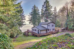 Hat Island Home w/ Stunning View & Wraparound Deck