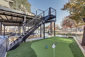 Pet-friendly Lake LBJ Retreat w/ Deck & Hot Tub!