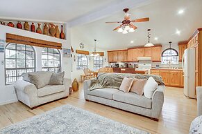 Canalfront Port Isabel Cottage: 5 Mi to Beach!