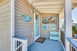 Ocean-view 'sea Gem' Bungalow: Steps to Beach!