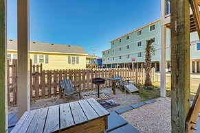 Ocean-view 'sea Gem' Bungalow: Steps to Beach!