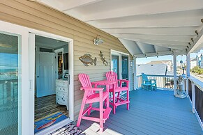 Ocean-view 'sea Gem' Bungalow: Steps to Beach!