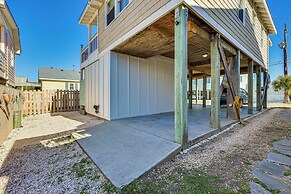 Ocean-view 'sea Gem' Bungalow: Steps to Beach!