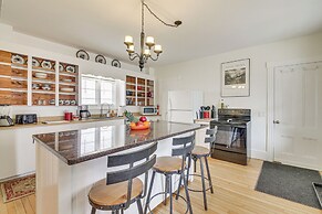 Tasteful Gardiner Triplex Near Downtown Augusta!