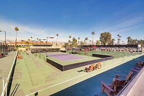 Pet-friendly Palm Desert Gem on Golf Course!