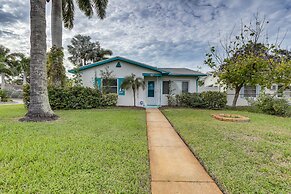 Lovely Gulfport Cottage, Walk to Beach & Town!