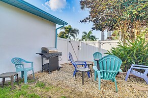 Lovely St Pete Beach Cottage, Walk to Beach & Town
