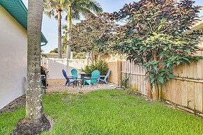 Lovely St Pete Beach Cottage, Walk to Beach & Town