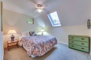 Spacious Ludlow Hideaway < 1 Mi to Okemo Mountain!