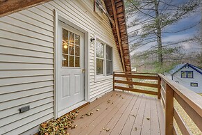 Spacious Ludlow Hideaway < 1 Mi to Okemo Mountain!