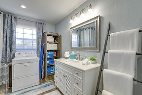 Seaside Retreat in Galveston Near Pleasure Pier!