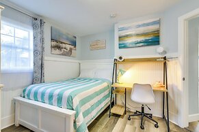 Seaside Retreat in Galveston Near Pleasure Pier!