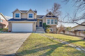 Stylish Orem Retreat w/ Deck, Near BYU & Uvu!