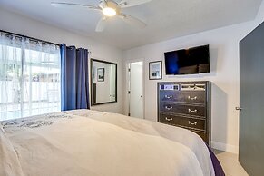 Sun-soaked Home w/ Pool in Lauderdale Lakes!