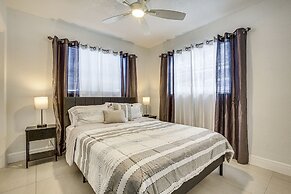 Sun-soaked Home w/ Pool in Lauderdale Lakes!