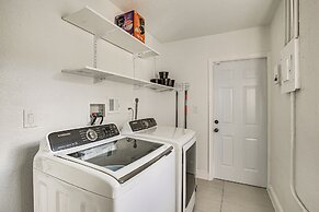 Sun-soaked Home w/ Pool in Lauderdale Lakes!