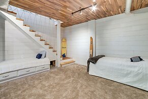 Waterfront Home: Allegheny River Access, Dock Slip