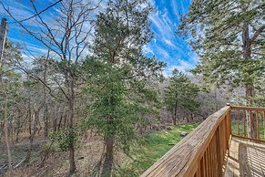 Inviting Cabin ~ 11 Mi to Silverdollar City