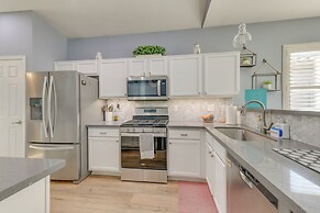Putting Green & Fenced Yard: Charming Gilbert Home
