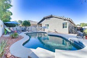 Charming Gilbert Home w/ Patio & Putting Green!