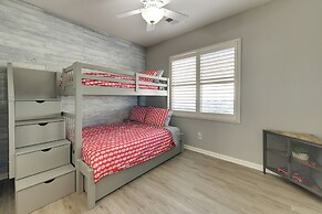 Putting Green & Fenced Yard: Charming Gilbert Home