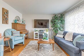 10 Mi to Dtwn Denver: Lakewood Home w/ Patio