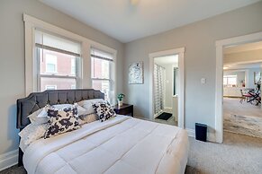 5 Mi to Dtwn: Pittsburgh Apt w/ Balcony