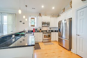 Breezy Kure Beach Home - Walk to Pier & Ocean!