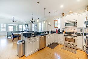 Breezy Kure Beach Home - Walk to Pier & Ocean!