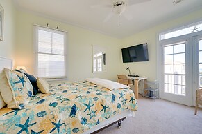 Breezy Kure Beach Home - Walk to Pier & Ocean!