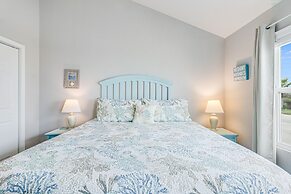 Bayfront Kontiki 3 Bedroom Condo by RedAwning