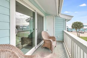 Bayfront Kontiki 3 Bedroom Condo by RedAwning