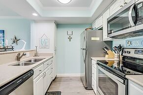 Bayfront Kontiki 3 Bedroom Condo by RedAwning