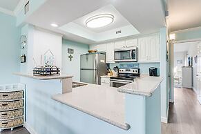 Bayfront Kontiki 3 Bedroom Condo by RedAwning