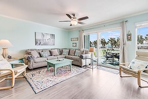 Bayfront Kontiki 3 Bedroom Condo by RedAwning