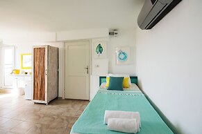 Kuytu Bed & Breakfast