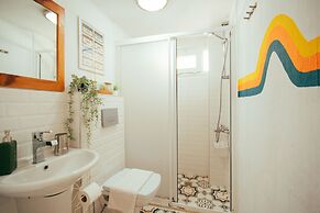 Kuytu Bed & Breakfast