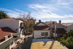 Kuytu Bed & Breakfast