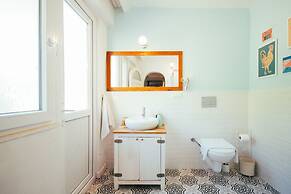 Kuytu Bed & Breakfast