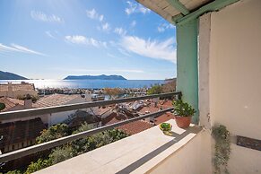 Kuytu Bed & Breakfast