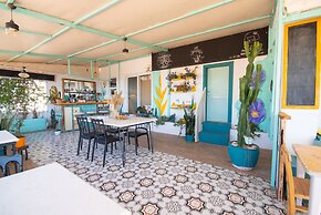 Kuytu Bed & Breakfast