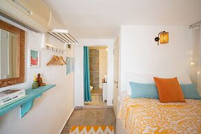 Kuytu Bed & Breakfast