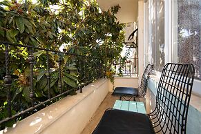 Kuytu Bed & Breakfast