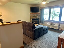 Manhattan Beach Lodge