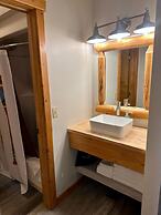 Manhattan Beach Lodge