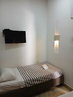 HOSTEL M&H