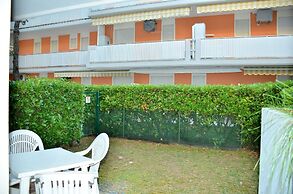 Luminous Flat With Private Garden Near the Beach