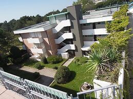 Luminous Flat With Private Garden Near the Beach