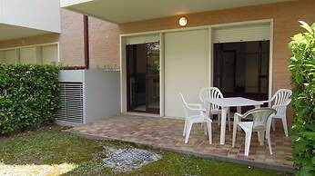 Luminous Flat With Private Garden Near the Beach