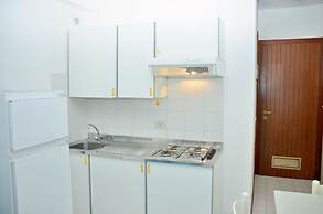 Luminous Flat With Private Garden Near the Beach